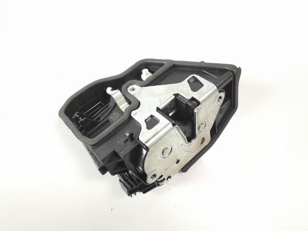 Fechadura / fecho porta trás direito BMW 3 (E90)