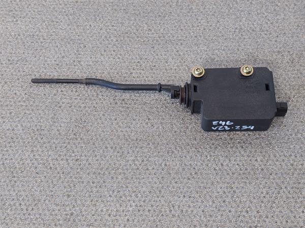 Motor Fecho Combustivel BMW 3 (E46) Imagem-1