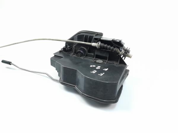 Fechadura / fecho porta frente esquerdo BMW 1 (F20) Imagem-2