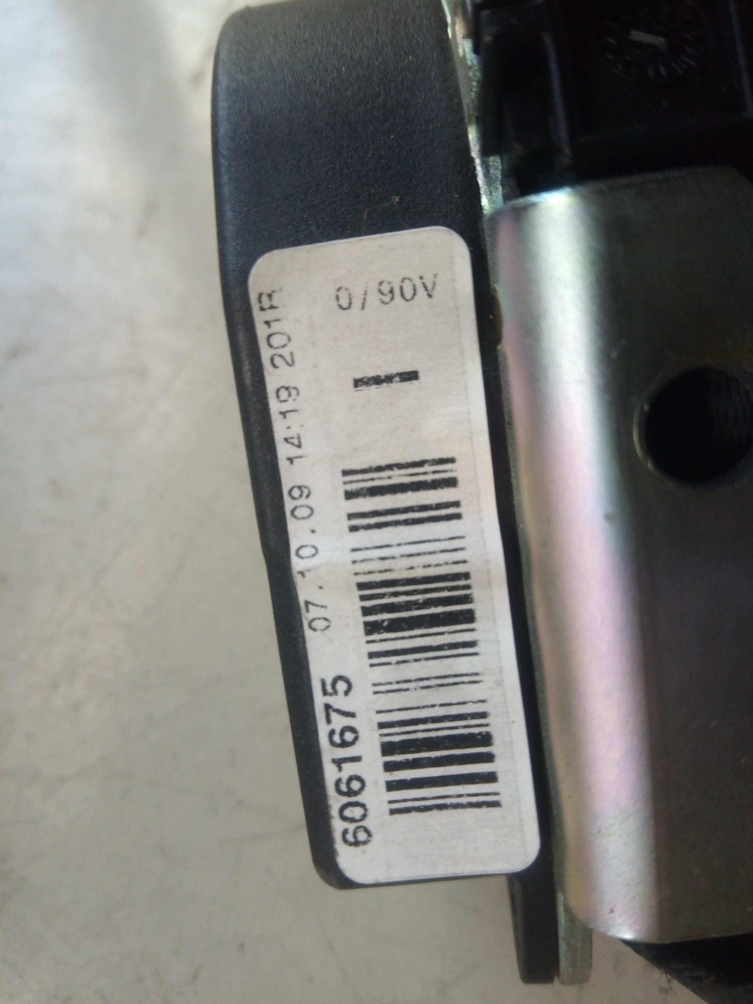 Left rear seatbelt SEAT Leon (1P1) Imagem-2