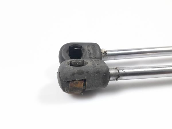 Amortecedor da mala AUDI A6 Avant (4A5, C4) Imagem-1