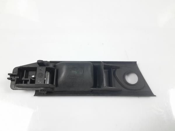 Maniglia interna porta posteriore sinistra AUDI A6 Avant (4A5, C4) Imagem-1