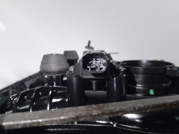 Coletor de admissão MERCEDES-BENZ Classe C (W203) Imagem-2