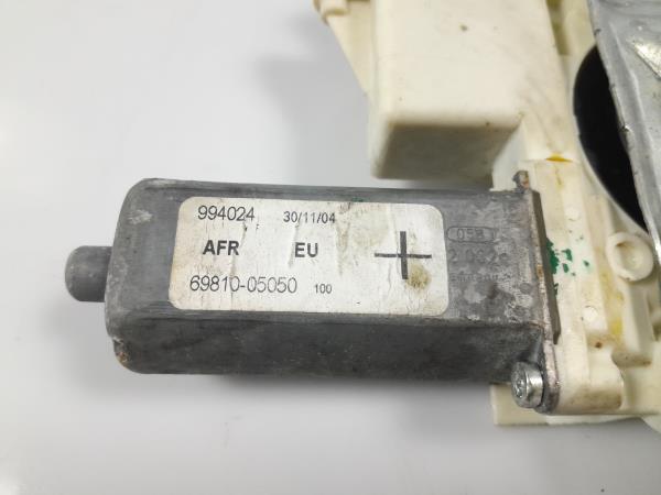 Elevador vidros frente direito TOYOTA Avensis Wagon (_T25_) Imagem-2