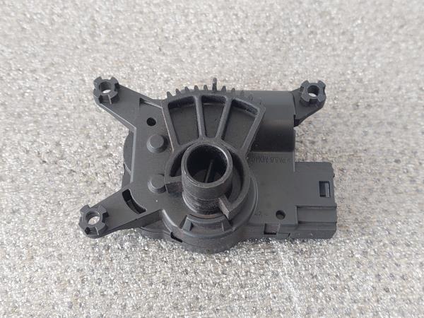 Motor del compuerta de la calefacción OPEL Corsa D Van Imagem-1