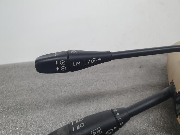 Conjunto / manetes de luzes e limpa vidros MERCEDES-BENZ CLS (C219) Imagem-2