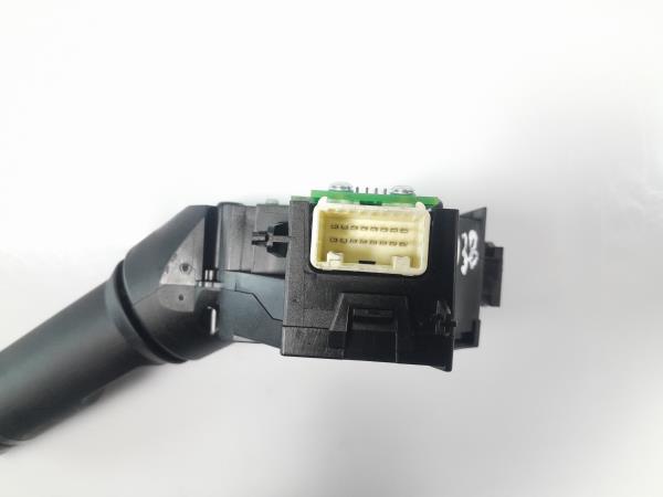 Conjunto / manetes de luzes e limpa vidros MAZDA 2 (DE) Imagem-2