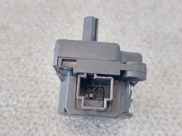 Motor da comporta da sofagem FORD Mondeo III (B5Y) Imagem-2