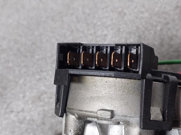 Motor limpa vidros frente VOLVO V40 Combi (VW) Imagem-2 Motor limpa vidros frente VOLVO V40 Combi (VW) Imagem-2