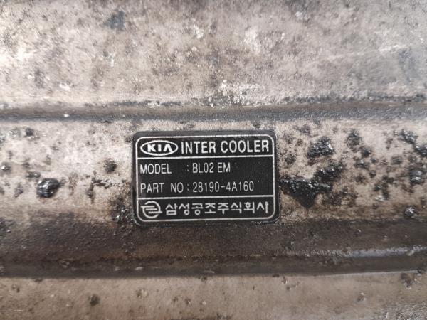 Radiador do intercooler KIA Sorento I (JC) Imagem-4
