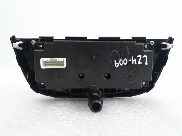 Mando climatizador MITSUBISHI Space Star Hatchback (A0_A) Imagem-2