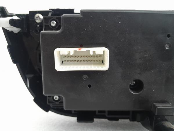 Mando climatizador MITSUBISHI Space Star Hatchback (A0_A) Imagem-3