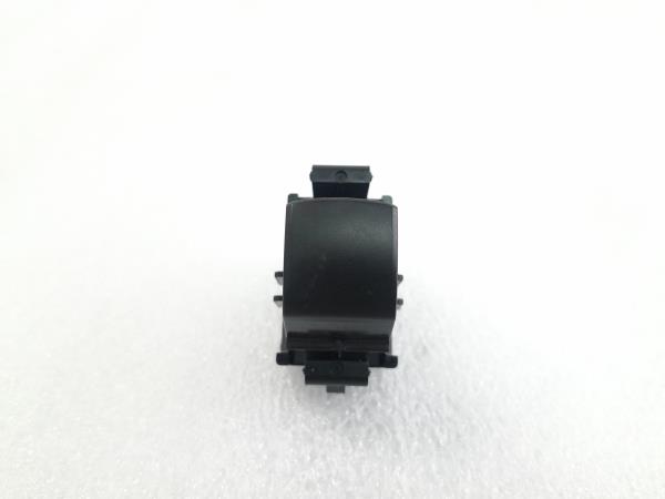 Mando / interruptor elevalunas trasero derecho MITSUBISHI Space Star Hatchback (A0_A)