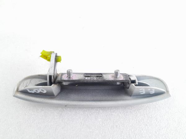 Puxador porta frente esquerda MITSUBISHI Space Star Hatchback (A0_A) Imagem-1