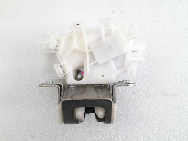 Fechadura / fecho da mala MITSUBISHI Space Star Hatchback (A0_A) Imagem-1