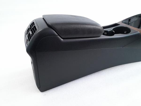 Consola central AUDI A4 Avant (8K5, B8) Imagem-1 Consola central AUDI A4 Avant (8K5, B8) Imagem-1