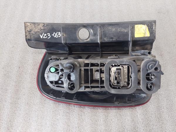 Feu arrière Droite DACIA Duster (HS_) Imagem-2