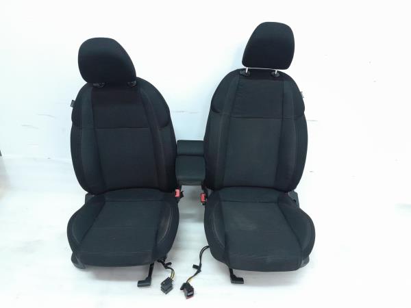 Conjunto de bancos ALFA ROMEO Giulietta (940_) Imagem-2 Conjunto de bancos ALFA ROMEO Giulietta (940_) Imagem-2