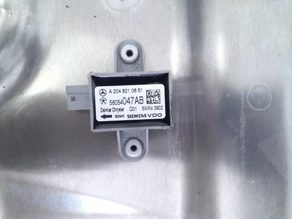 Elevador vidros frente direito MERCEDES-BENZ Classe C (W204) Imagem-2