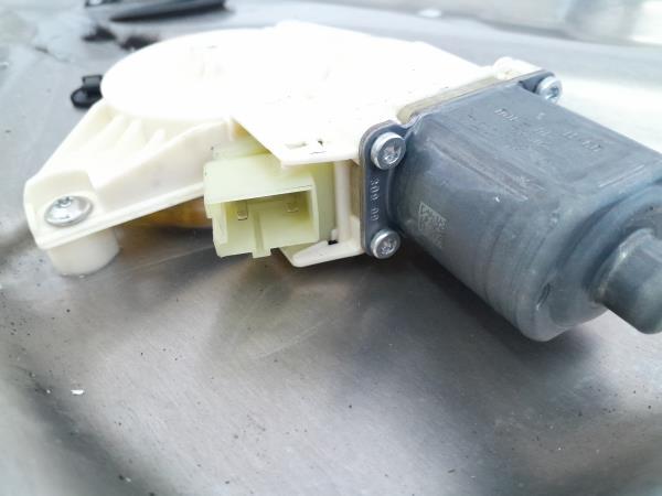 Elevador vidros frente direito MERCEDES-BENZ Classe C (W204) Imagem-4