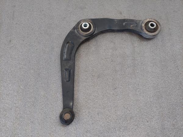 Braço de suspensão frente esquerdo PEUGEOT 206 (2A/C)