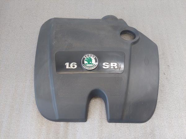 Cobertura del motor SKODA Octavia I Break (1U5)