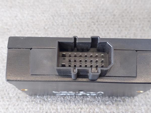 Módulo confort VOLKSWAGEN Golf IV (1J1) Imagem-2