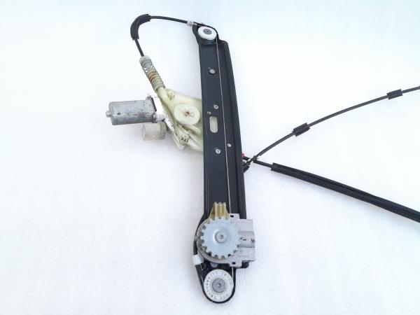 Elevador vidros frente direito BMW 1 (E81) Imagem-1