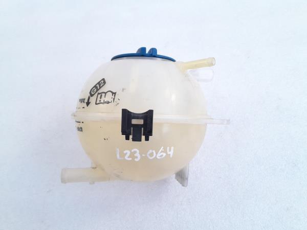 Reservatório / depósito da água / líquido de refrigeração AUDI A1 (8X1, 8XK) Imagem-1