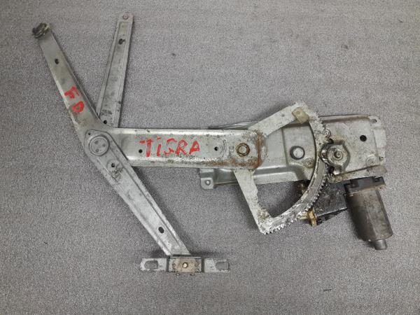 Elevador vidros frente direito OPEL Tigra (75_)