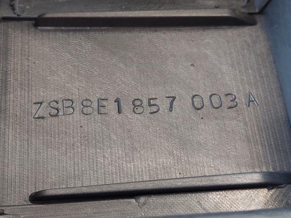 Tablier AUDI A4 (8E2, B6) Imagem-5 Tablier AUDI A4 (8E2, B6) Imagem-5