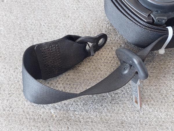 Left rear seatbelt BMW 1 (F21) Imagem-2