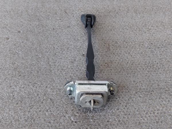 Limiteur de porte Avant Gauche NISSAN Leaf EV (ZE0) Imagem-2