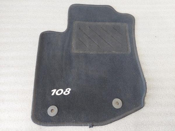 Car mats PEUGEOT 108 Imagem-1