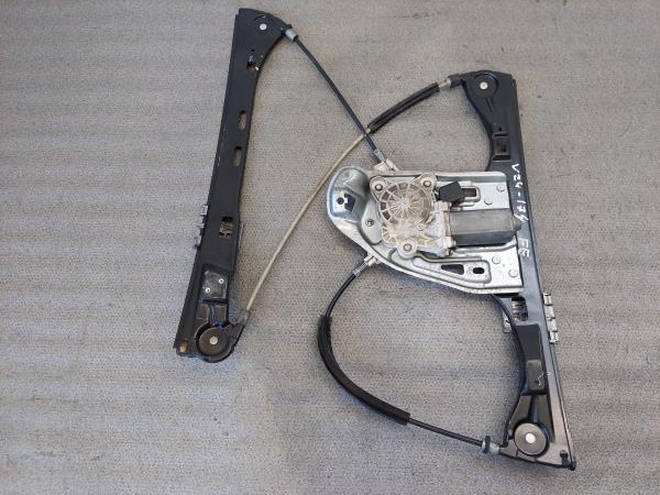 Elevador vidros frente direito MERCEDES-BENZ Classe C (W203) Imagem-1