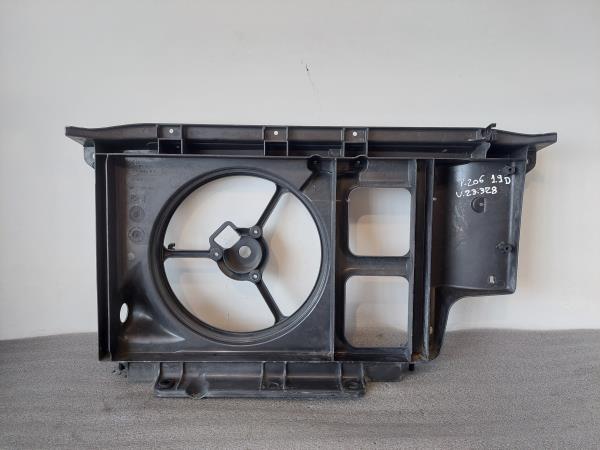 Frente em fibra ou chapa PEUGEOT 206 Van Imagem-1