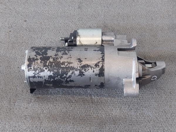 Motor de arranque VOLKSWAGEN Passat (3B2)