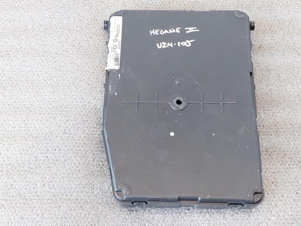 Boîte de fusibles / SAM / BSI RENAULT Megane II Break (KM0/1_) Imagem-1