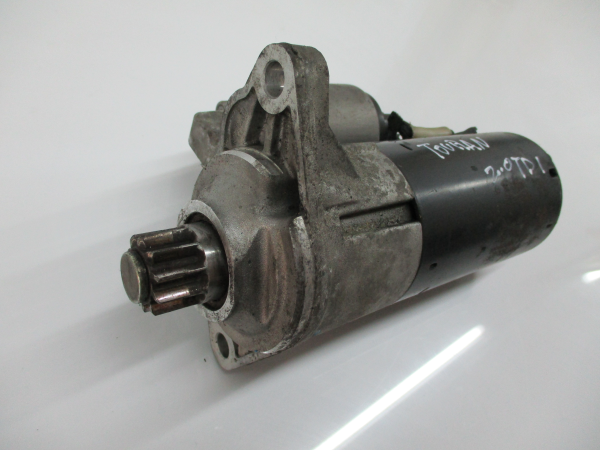 Motor de arranque VOLKSWAGEN Touran (1T) Imagem-1
