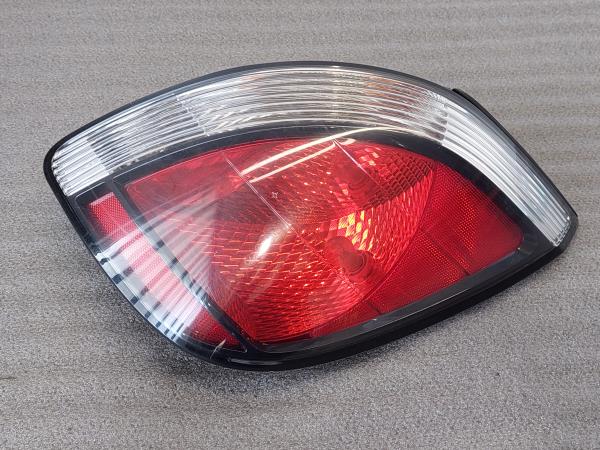 Feu arrière Droite KIA Rio II (JB) Imagem-1