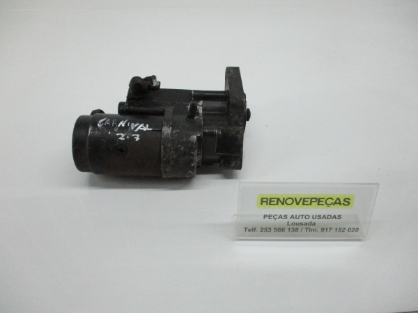 Motor de arranque KIA Carnival II (GQ)