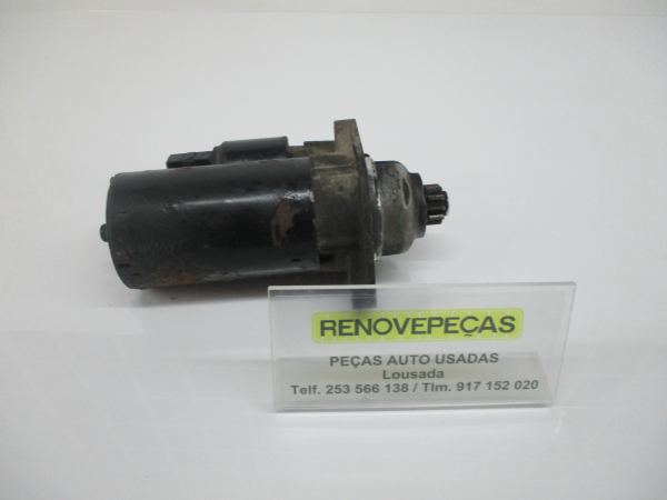 Motor de arranque VOLKSWAGEN Passat (3B2)