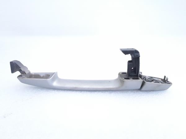 Puxador porta trás esquerdo TOYOTA Yaris (_P9_) Imagem-2