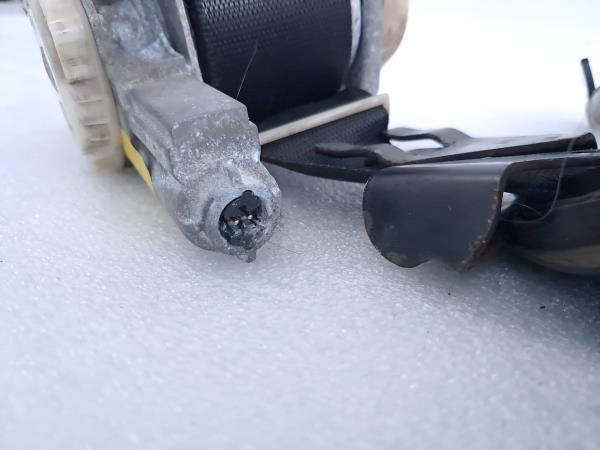 Cinturón delantero izquierdo MERCEDES-BENZ Classe C (W204) Imagem-1