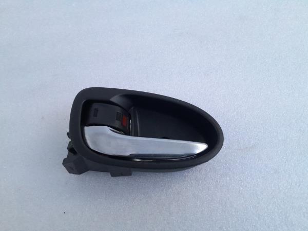 Maniglia interna porta anteriore sinistra TOYOTA Yaris (_P9_)