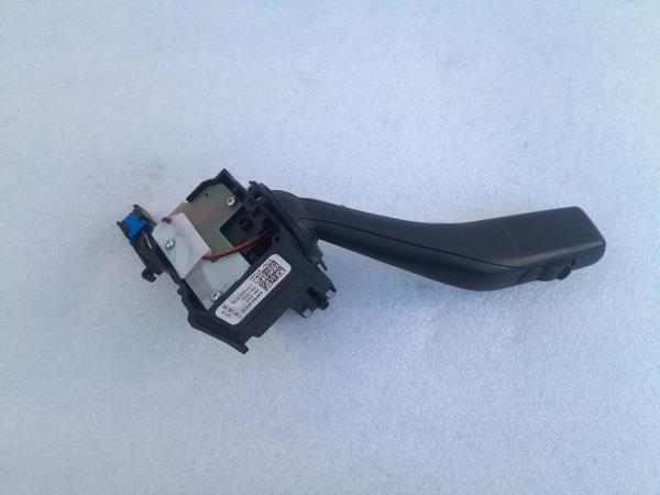 Conjunto / manetes de luzes e limpa vidros VOLKSWAGEN Golf VI (5K1) Imagem-1