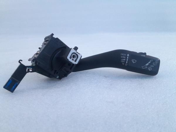 Conjunto / manetes de luzes e limpa vidros VOLKSWAGEN Golf VI (5K1)