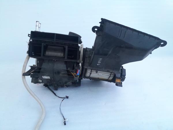 Riscaldamento completo TOYOTA Yaris (_P9_) Imagem-2