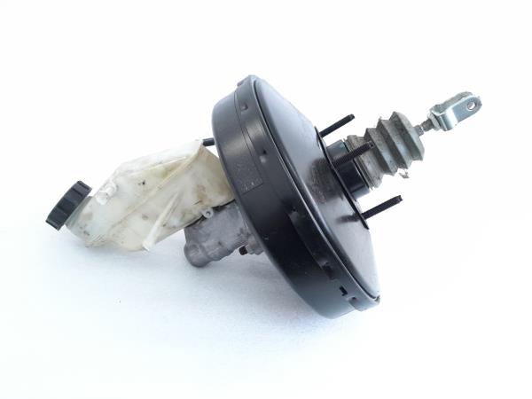 Servofreno TOYOTA Yaris (_P9_) Imagem-1