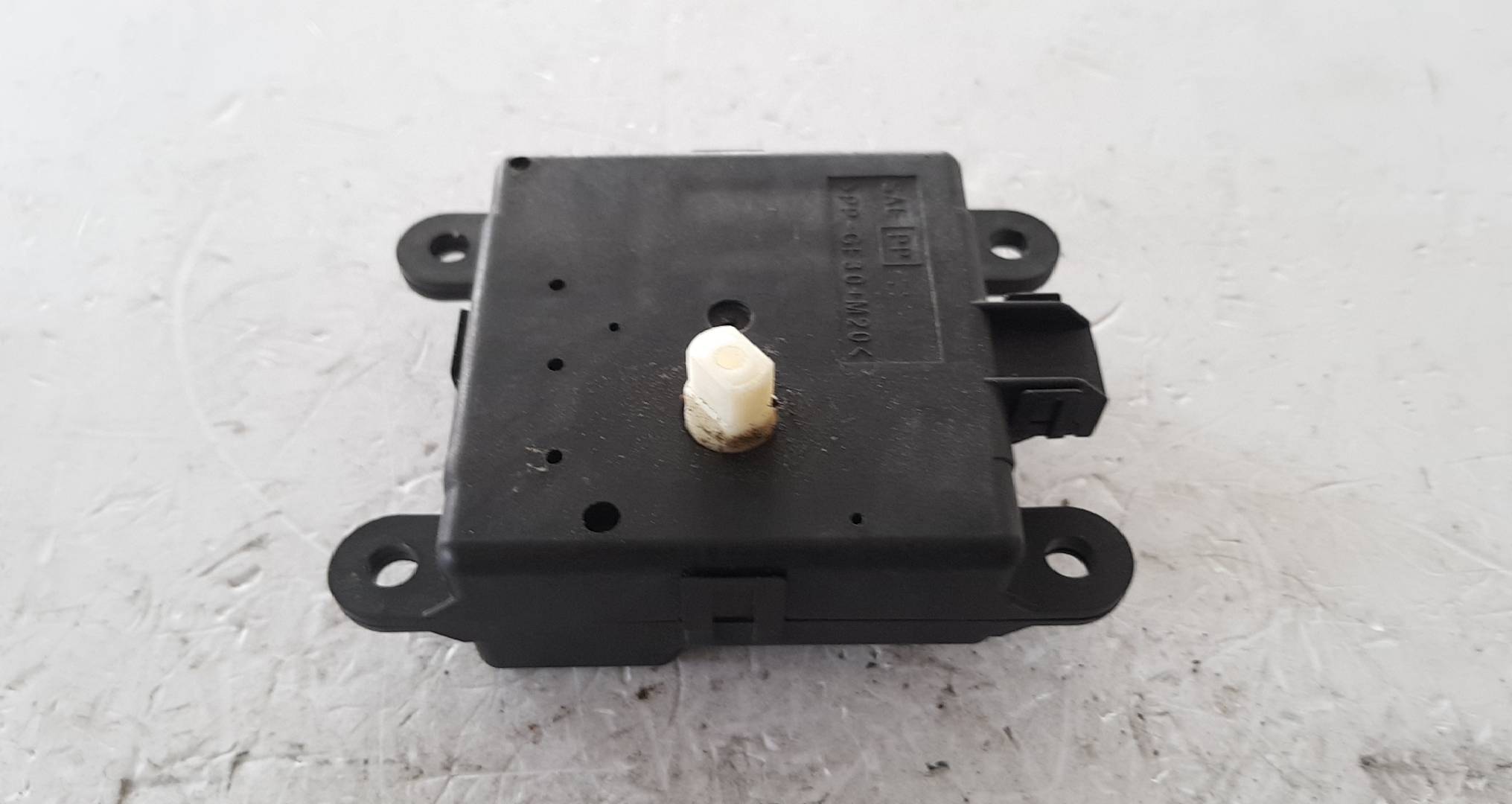 Motor del compuerta de la calefacción RENAULT Laguna III (BT0/1) Imagem-1